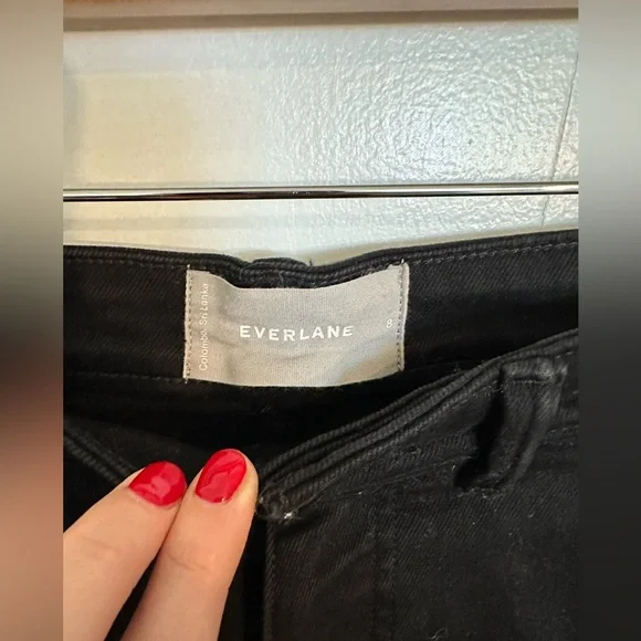 Everlane cropped black jeans size 8 - Picture 3 of 4